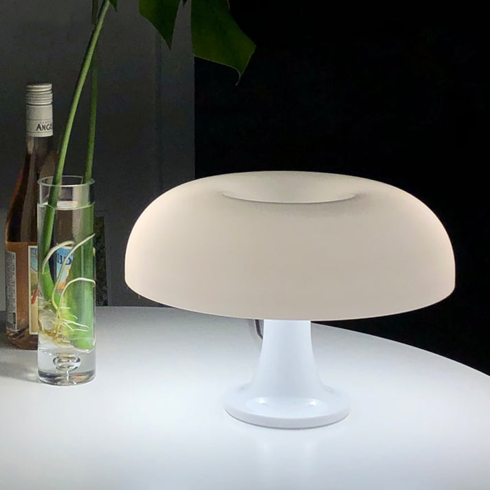 Bauhaus Wide Mushroom Table Lamp