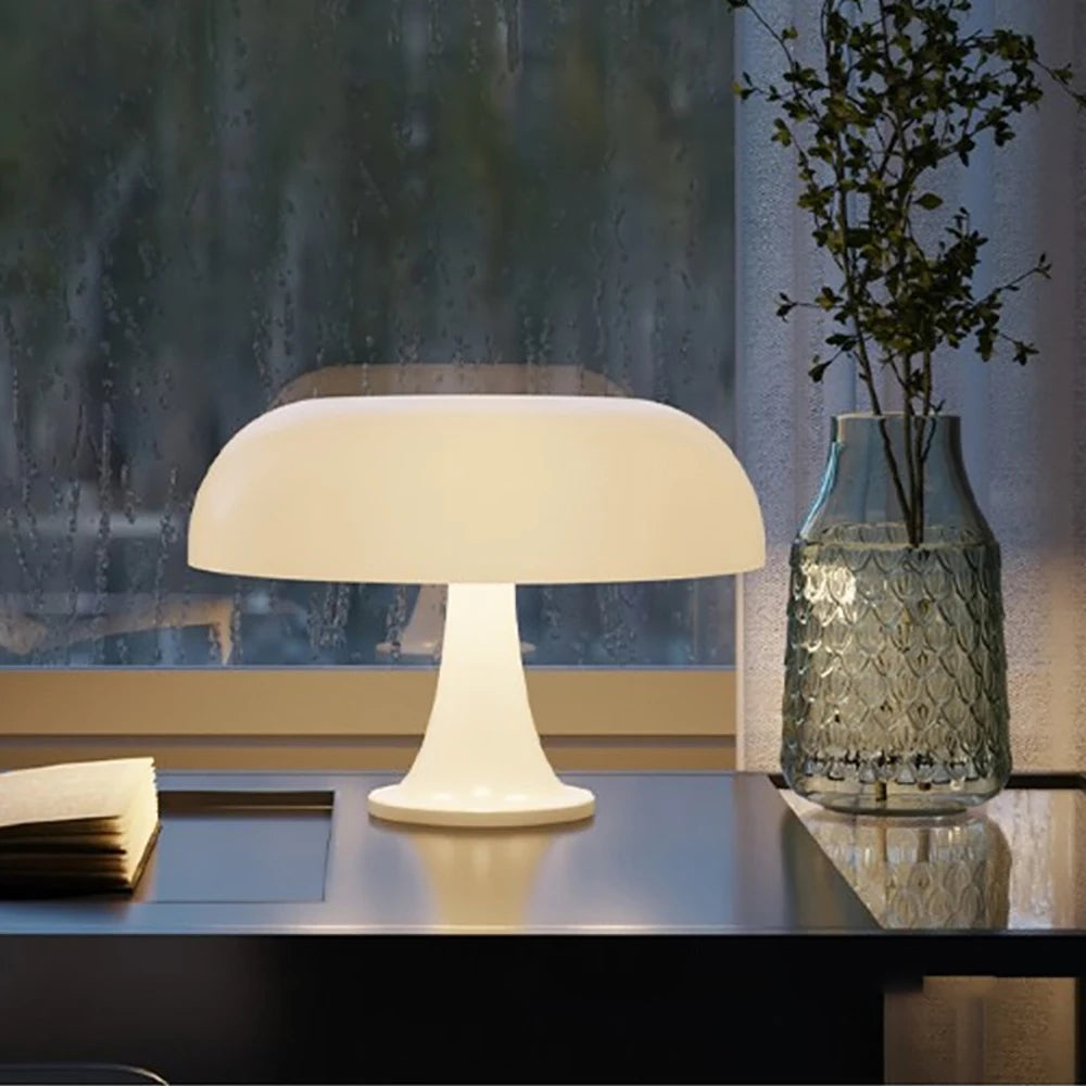 Bauhaus Wide Mushroom Table Lamp